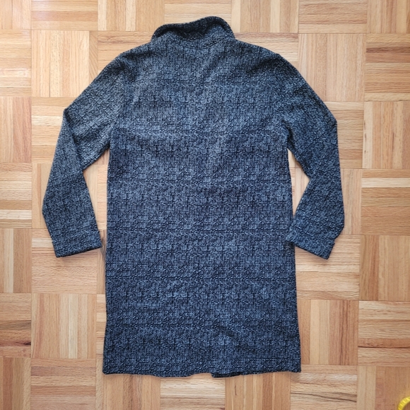 DIVIDED Lightweight Soft Jacket - Picture 3 of 9